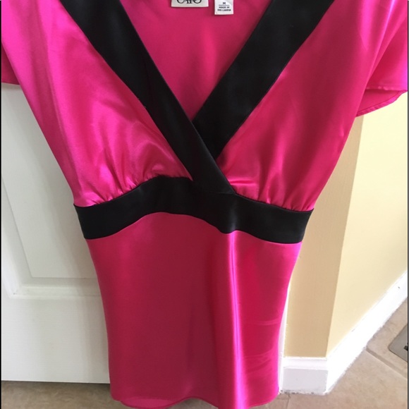 V-neck silk blouse - Picture 1 of 3